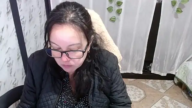 Snapshot of Sonialorens_ chatting on 03/11/25, 12:28 Sonialorens online show from 03/11/25, 12:28