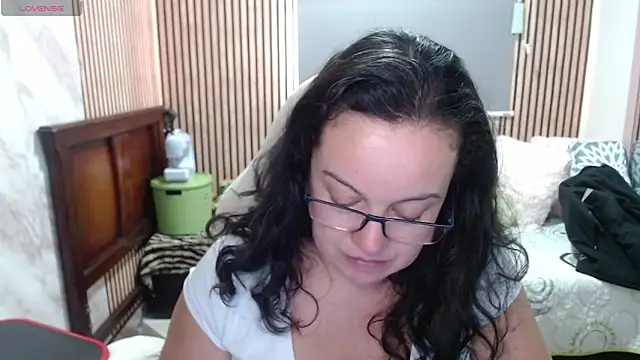 Sonialorens  online show from 05/30/26, 10:37