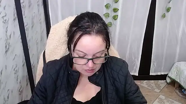 Snapshot of Sonialorens_ chatting on 03/13/25, 03:06 Sonialorens online show from 03/13/25, 03:06