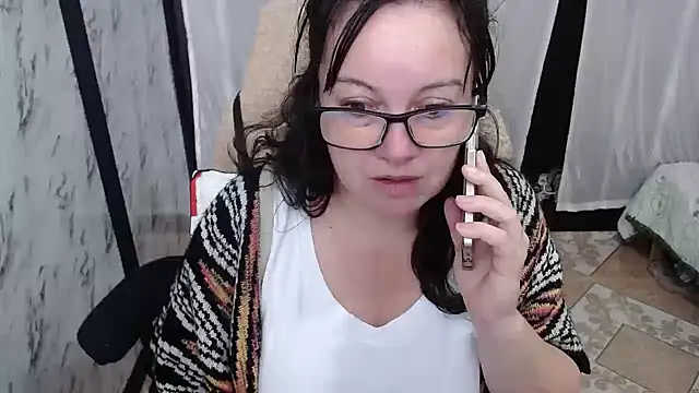 Snapshot of Sonialorens_ chatting on 03/08/25, 05:22 Sonialorens online show from 03/08/25, 05:22