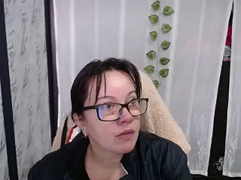 Snapshot of Sonialorens_ chatting on 02/25/25, 03:42 Sonialorens online show from 02/25/25, 03:42