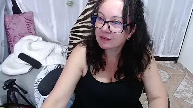 Snapshot of Sonialorens_ chatting on 02/01/25, 06:51 Sonialorens online show from 02/01/25, 06:51