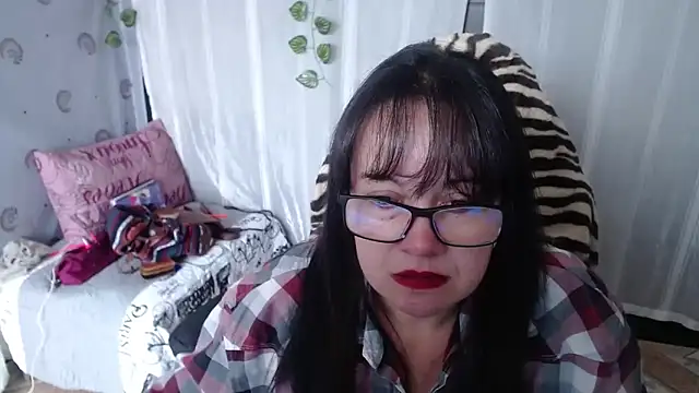 Snapshot of Sonialorens_ chatting on 02/14/25, 07:54 Sonialorens online show from 02/14/25, 07:54
