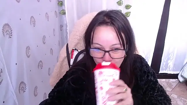 Snapshot of Sonialorens_ chatting on 02/15/25, 02:55 Sonialorens online show from 02/15/25, 02:55