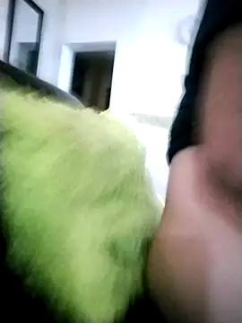 Snapshot of starplss chatting on 10/10/25, 08:09 starplss online show from 10/10/25, 08:09