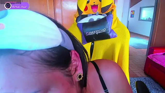 Meli Pixel online show from 10/15/25, 05:32