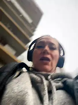 angelitasexy81 online show from 12/15/25, 03:40