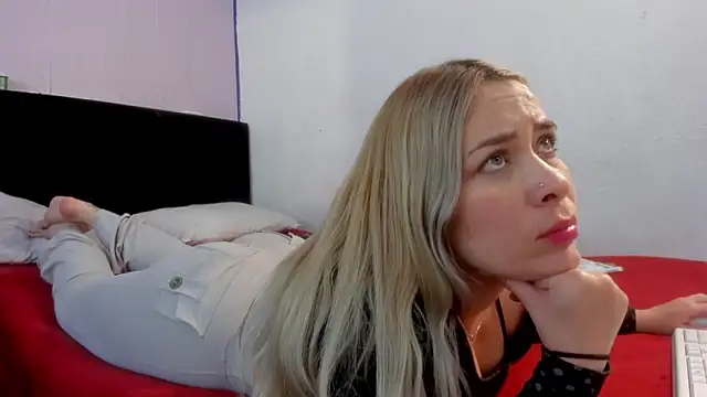 Byanca Winklar online show from 03/04/26, 06:59