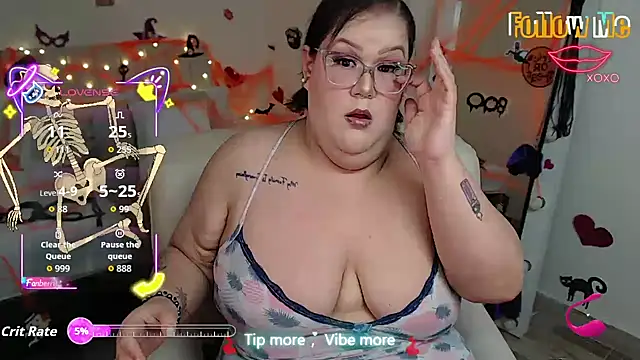 GiannaMorrys online show from 11/02/25, 02:38