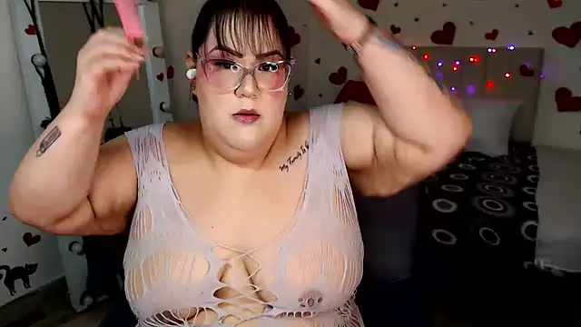 GiannaMorrys online show from 06/03/26, 03:40