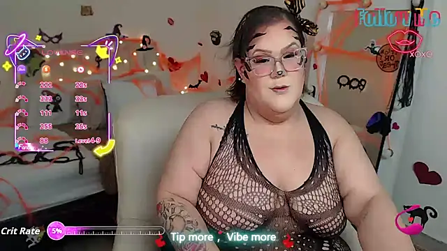 GiannaMorrys online show from 10/26/25, 02:56