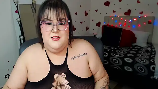 GiannaMorrys online show from 05/06/26, 04:05