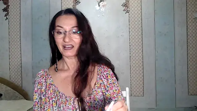 Antralyn online show from 11/01/25, 09:25