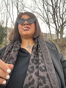 IamSashaLuv online show from 11/30/25, 08:26