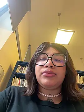 IamSashaLuv online show from 10/30/25, 09:29