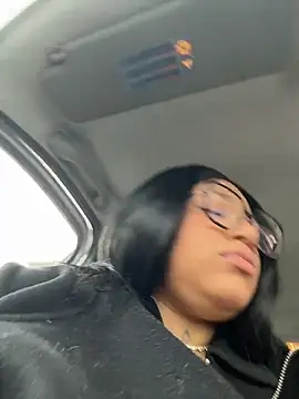 IamSashaLuv online show from 12/19/25, 01:46