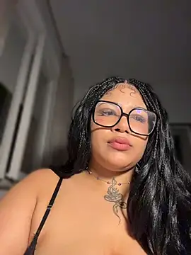 IamSashaLuv online show from 05/08/26, 11:30