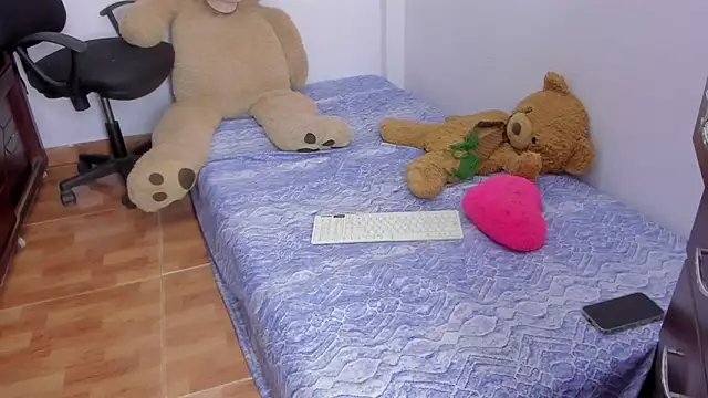 Snapshot of Emma_lean chatting on 09/11/25, 12:49 Emma lean online show from 09/11/25, 12:49