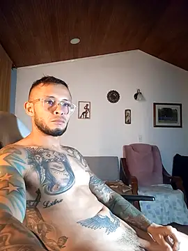 Snapshot of sebastian_horny chatting on 06/05/26, 06:52 sebastian horny online show from 06/05/26, 06:52