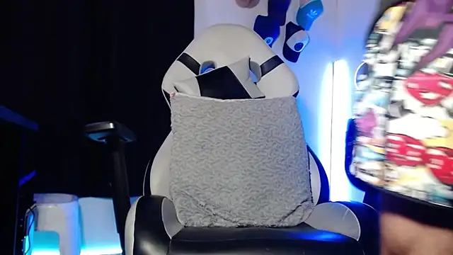 sebastian horny online show from 12/19/25, 10:17