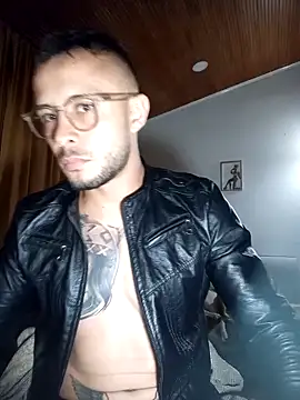 Snapshot of sebastian_horny chatting on 04/30/26, 06:09 sebastian horny online show from 04/30/26, 06:09