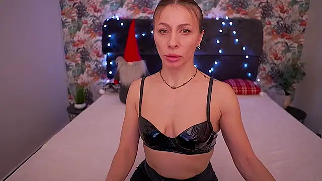 MirandaHobbs online show from 12/21/25, 04:19