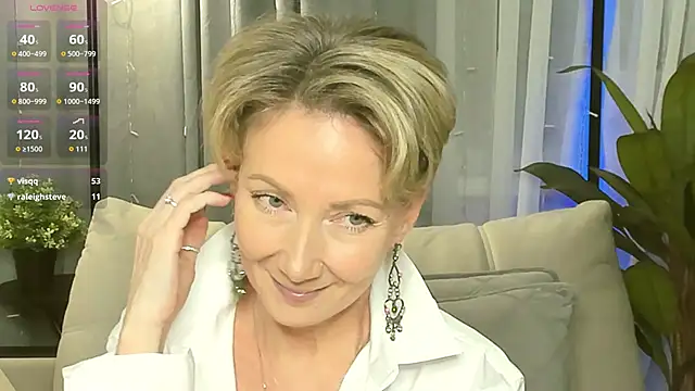 AkexandraFix online show from 11/21/25, 01:10