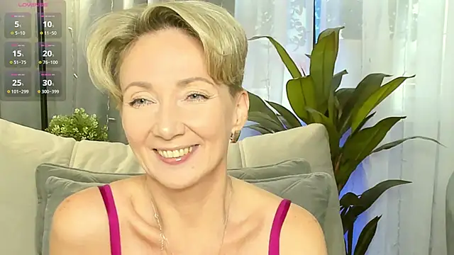 AkexandraFix online show from 09/23/25, 12:45