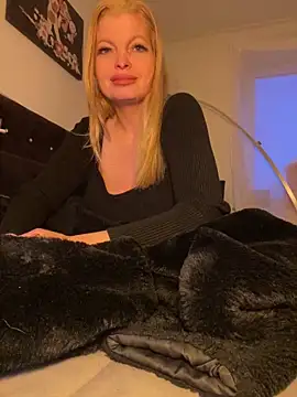 Lisavontease online show from 03/29/26, 06:09