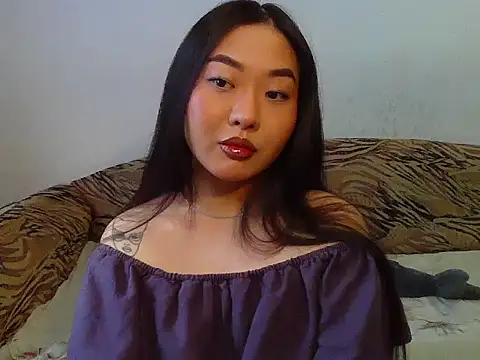 Snapshot of Aleksa_Blackdream chatting on 06/21/26, 02:45 Aleksa Blackdream online show from 06/21/26, 02:45