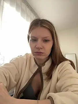 Snapshot of MaryHiggins chatting on 02/05/26, 11:06 MaryHiggins online show from 02/05/26, 11:06