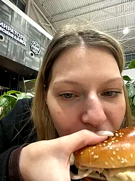 MaryHiggins online show from 10/20/25, 03:12