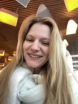 Snapshot of MaryHiggins chatting on 02/03/26, 01:38 MaryHiggins online show from 02/03/26, 01:38