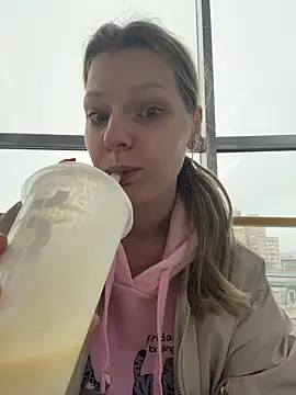 MaryHiggins online show from 04/03/26, 09:27