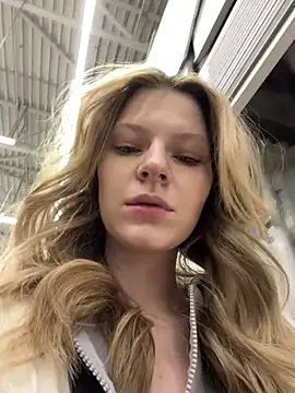 Snapshot of MaryHiggins chatting on 02/07/26, 09:17 MaryHiggins online show from 02/07/26, 09:17