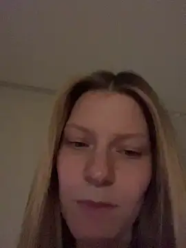 Snapshot of MaryHiggins chatting on 02/23/26, 07:58 MaryHiggins online show from 02/23/26, 07:58