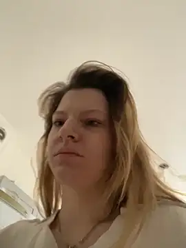 MaryHiggins online show from 11/16/25, 09:58