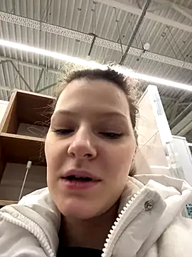 MaryHiggins online show from 11/30/25, 12:28