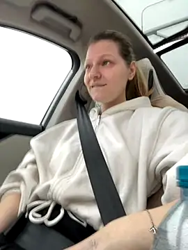 MaryHiggins online show from 10/25/25, 12:17