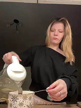 Snapshot of MaryHiggins chatting on 02/08/26, 09:34 MaryHiggins online show from 02/08/26, 09:34