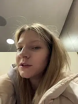 Snapshot of MaryHiggins chatting on 02/17/26, 01:08 MaryHiggins online show from 02/17/26, 01:08