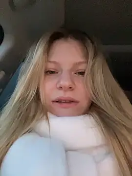 MaryHiggins online show from 11/20/25, 01:34