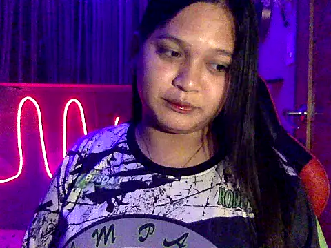 EmpressYna online show from 10/25/25, 01:16