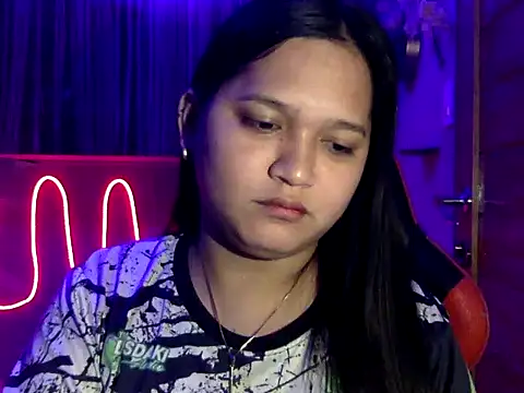 EmpressYna online show from 10/23/25, 07:45