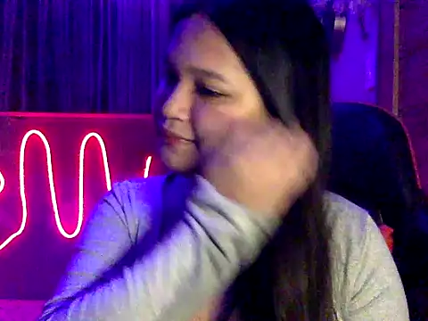 EmpressYna online show from 10/27/25, 09:38