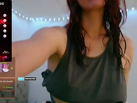 Snapshot of thecherry_Paulette chatting on 10/28/25, 01:10 thecherry Paulette online show from 10/28/25, 01:10