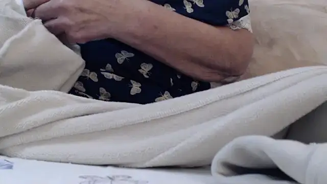 Anabelldestiny online show from 11/03/25, 07:39