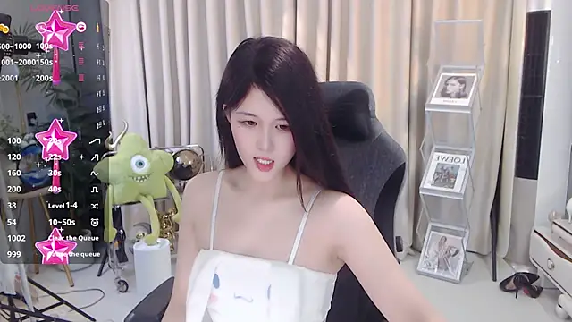 Judy0523 online show from 02/27/25, 03:40