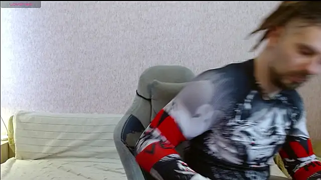 Aestheticguy101 online show from 03/27/26, 08:22