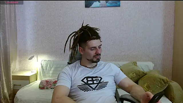 Aestheticguy101 online show from 04/10/26, 03:08